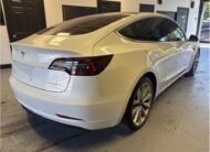 Tesla Modelo 3 Sedan de longo alcance Modelo 4D