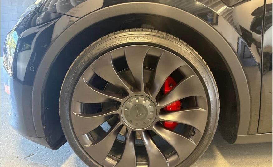 Tesla Model Y Performance Sport Utility 4D 2022