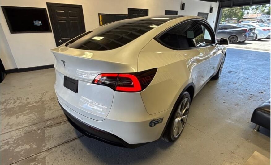 Tesla Model Y Long Range Sport Utility 4D