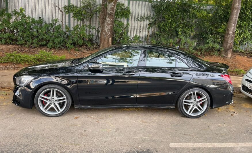 Mercedes CLA 250 2015