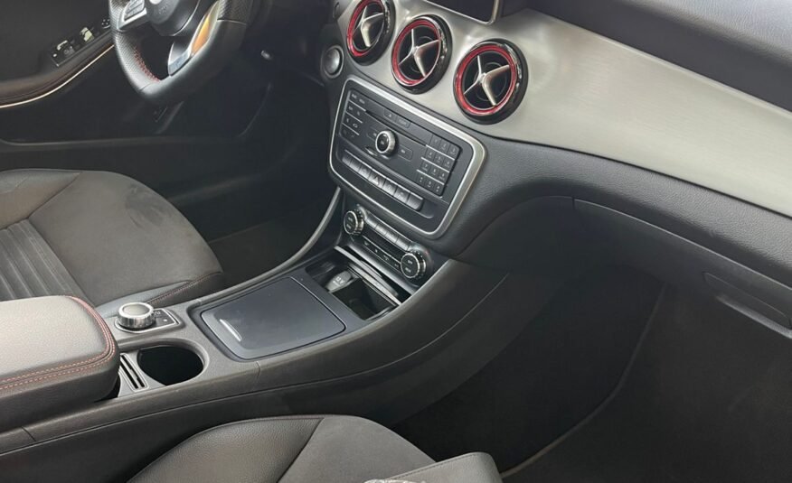 Mercedes CLA 250 2015