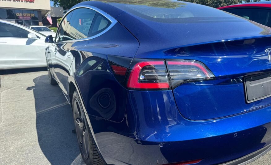 Tesla Modelo 3 Sedan de longo alcance 4D