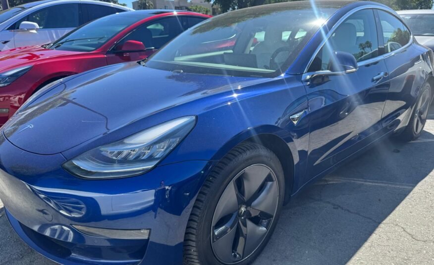 Tesla Modelo 3 Sedan de longo alcance 4D