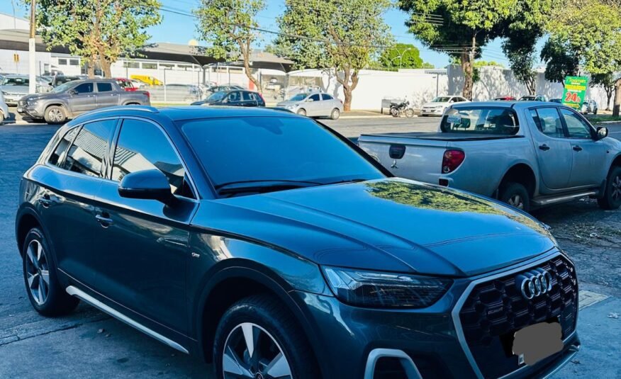 Audi/ Q5 Sline 2023 2.0 TFSI Quattro