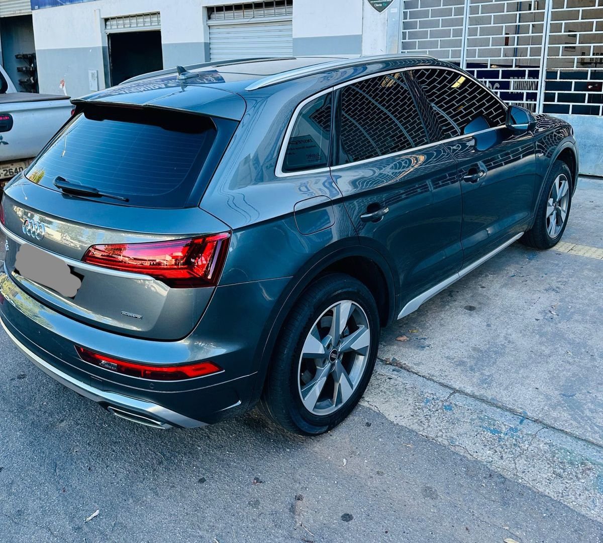 Audi/ Q5 Sline 2023 2.0 TFSI Quattro