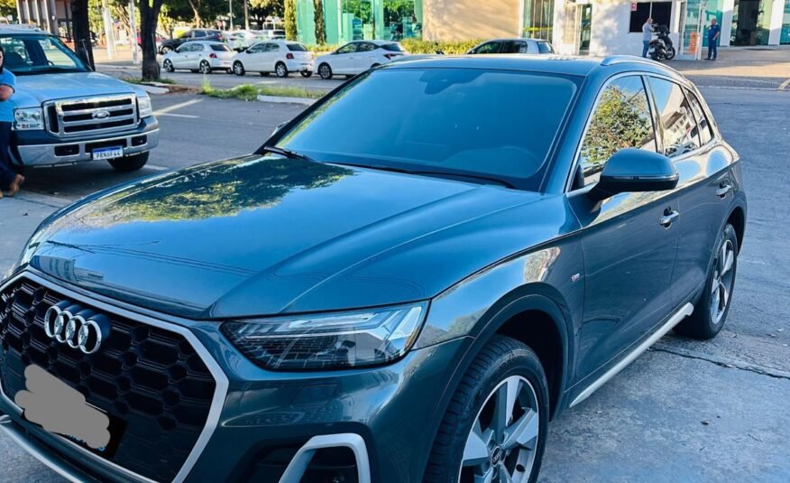 Audi/ Q5 Sline 2023 2.0 TFSI Quattro