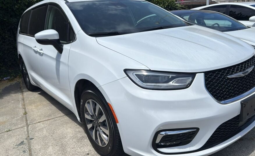 Chrysler Pacifica 2023