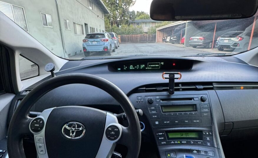 toyota prius 2010