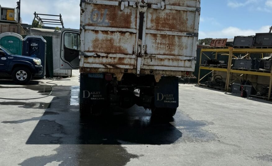 Freightliner M2 2019