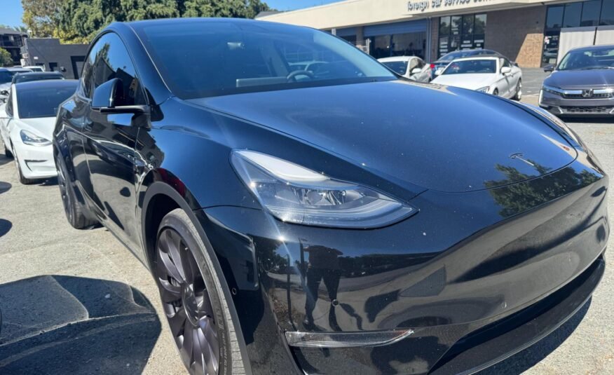 Tesla Model Y Performance Sport Utility 4D 2022