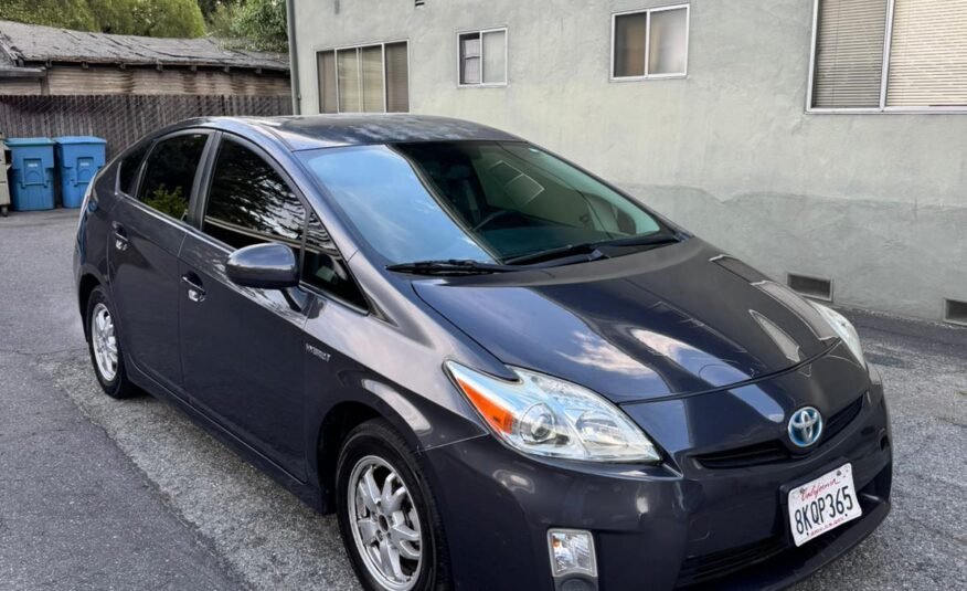 toyota prius 2010