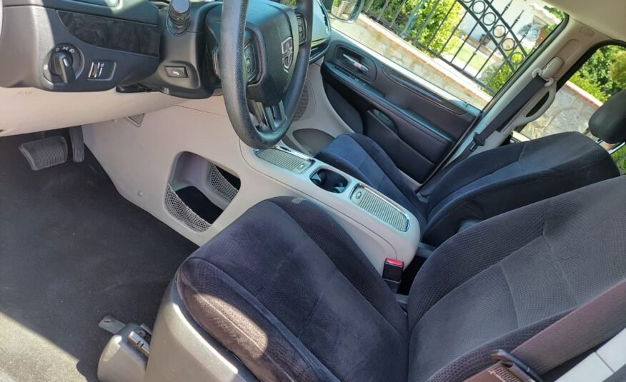 Dodge Grand Caravan SXT 2014