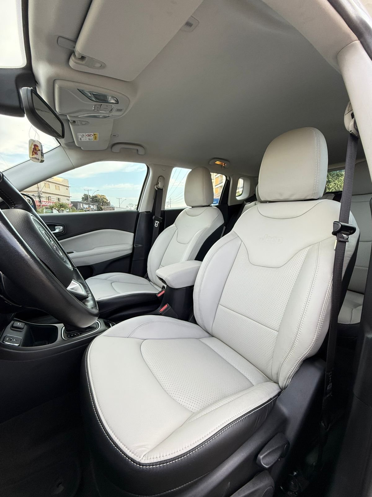 JEEP/COMPASS LONGITUDE 2020