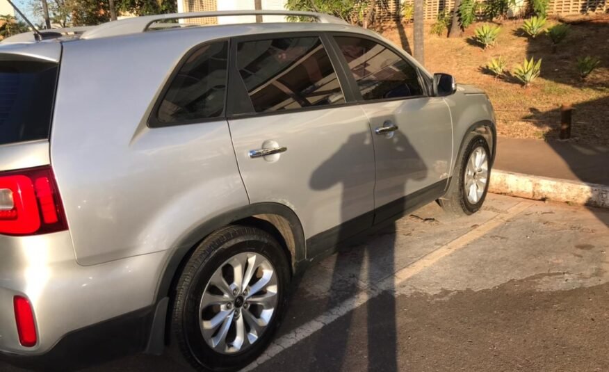 SORENTO EX 3.5 V6 7 LUGARES TETO SOLAR
