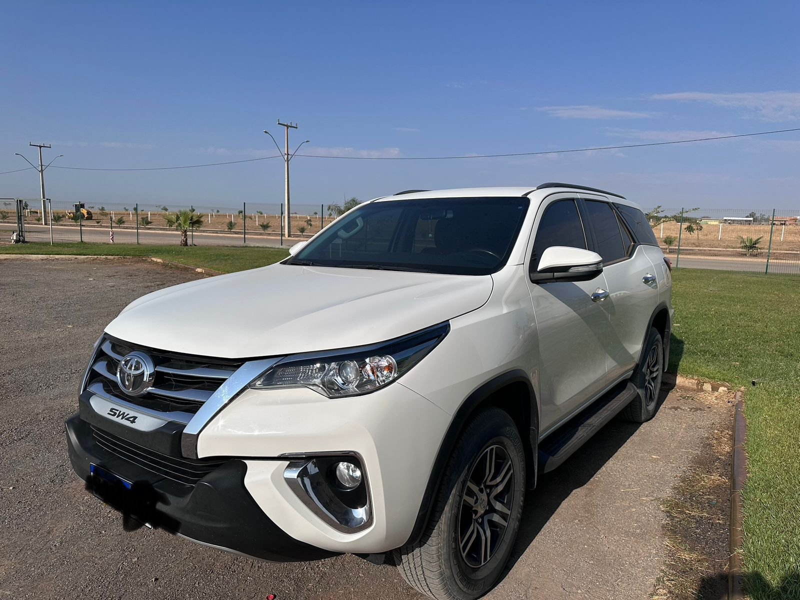 TOYOTA/ HILUX SW4 SR 2.7 4×2