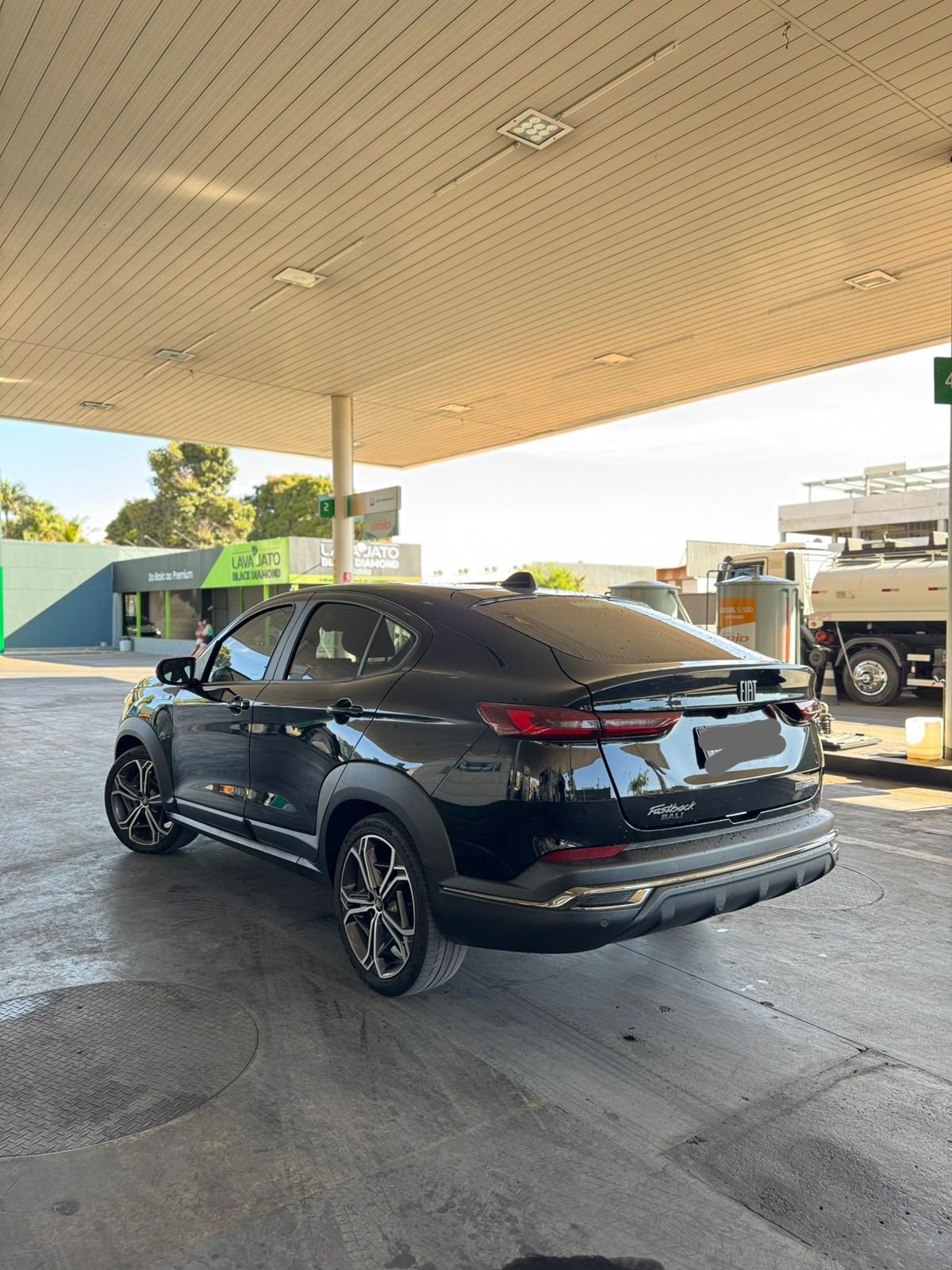Fiat Fastback Limited Edition 270 2022/2023