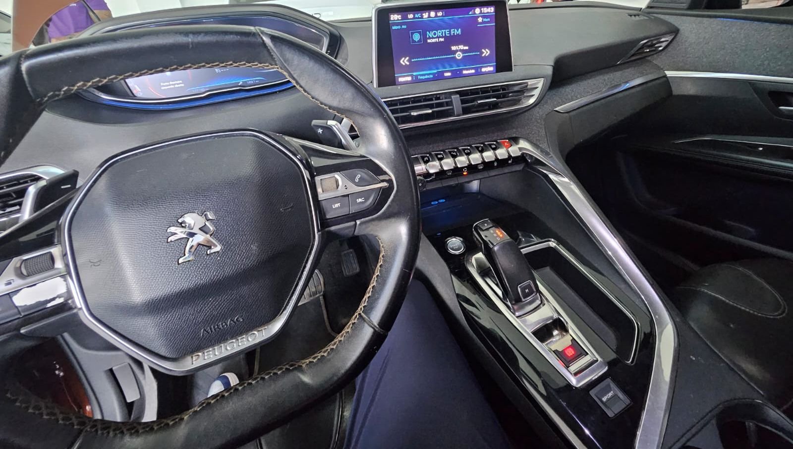 Peugeot 3008 Griffe 1.6 THP 2017/2018 Com teto solar