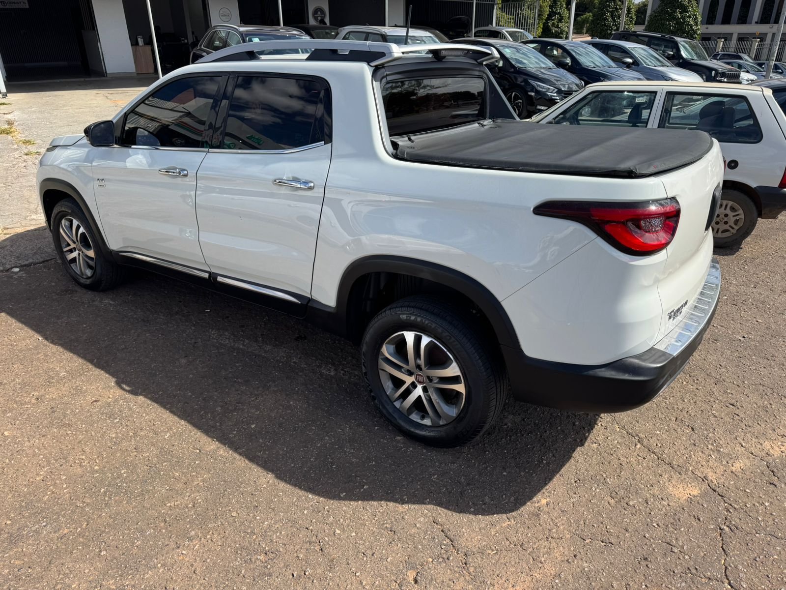 Fiat Toro Volcano 2017 4×4 (4WD)