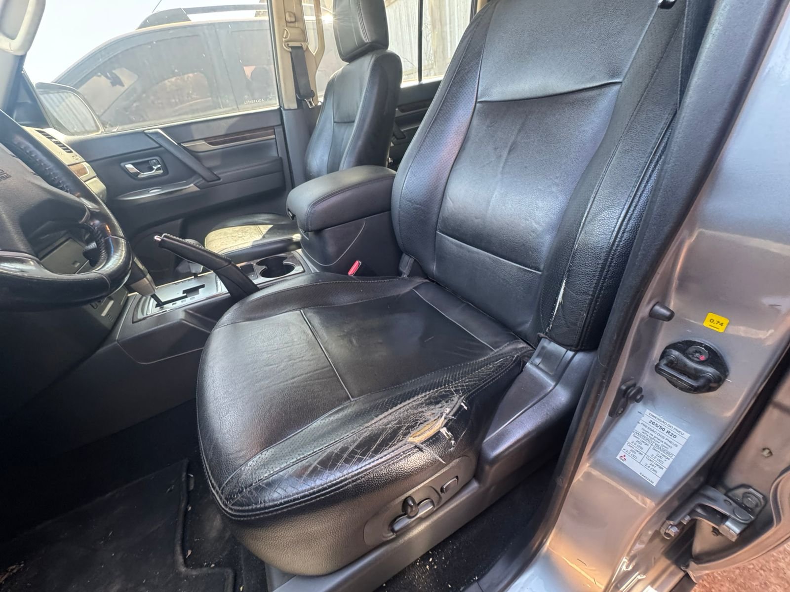PAJERO HPE 3.2 FULL 4×4 2012/2013