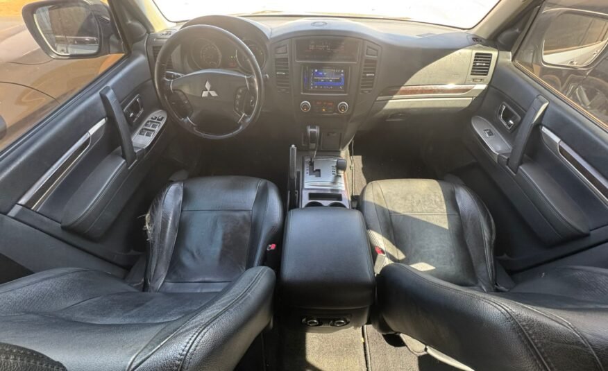 PAJERO HPE 3.2 FULL 4×4 2012/2013