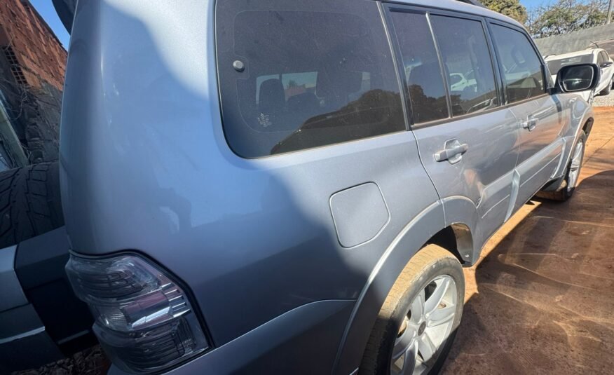 PAJERO HPE 3.2 FULL 4×4 2012/2013