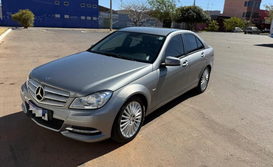 Mercedes-Benz C-180 2012