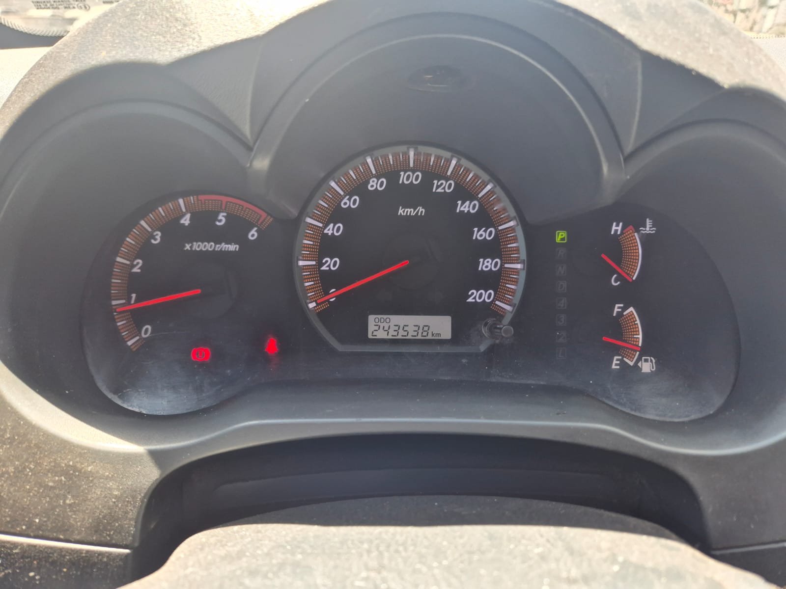 Toyota Hilux SRV 3.0 4×4 2013