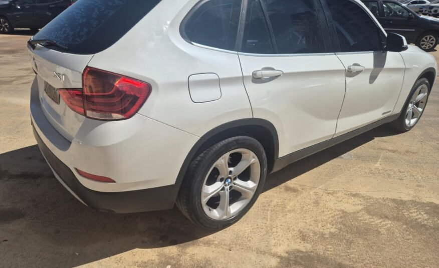 BMW X1 xDrive28i 2.0 Turbo 2013
