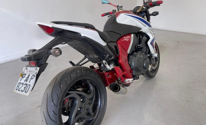 Honda CB 1000R 2015